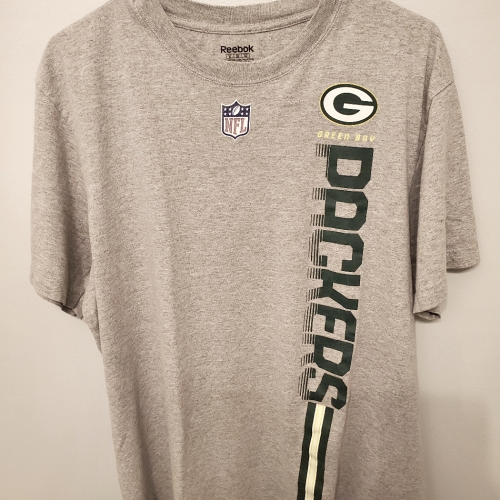 Reebok, Size XL, Gray Packers short